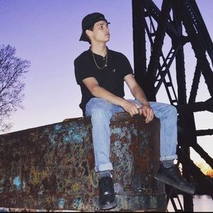 Meet your Posher, Dylan